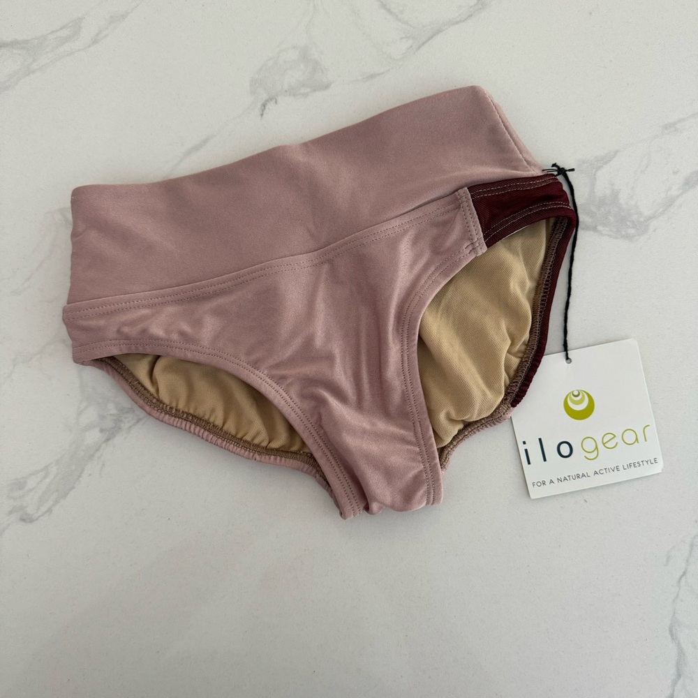 IloGear Girls Dance Bottoms Size Child Large